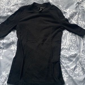 Black Fitted Short-Sleeved Shirt